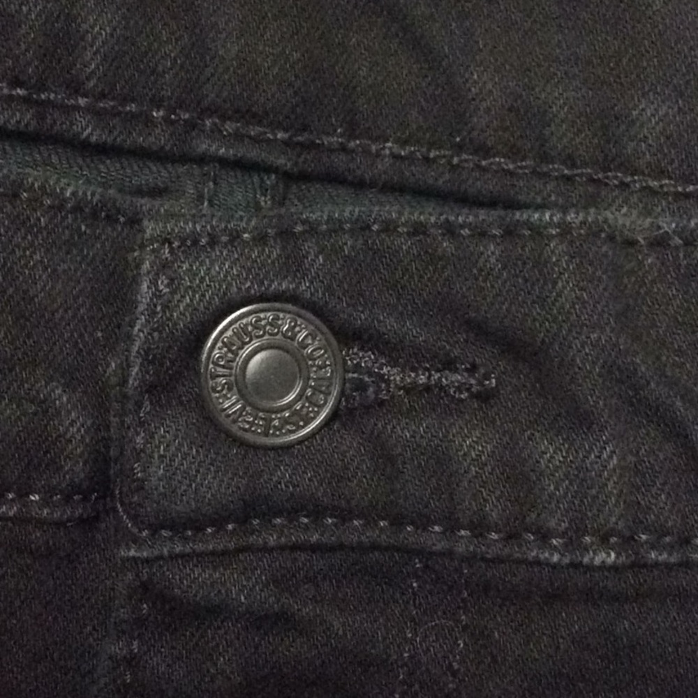 LEVIS - Picture 2 of 4